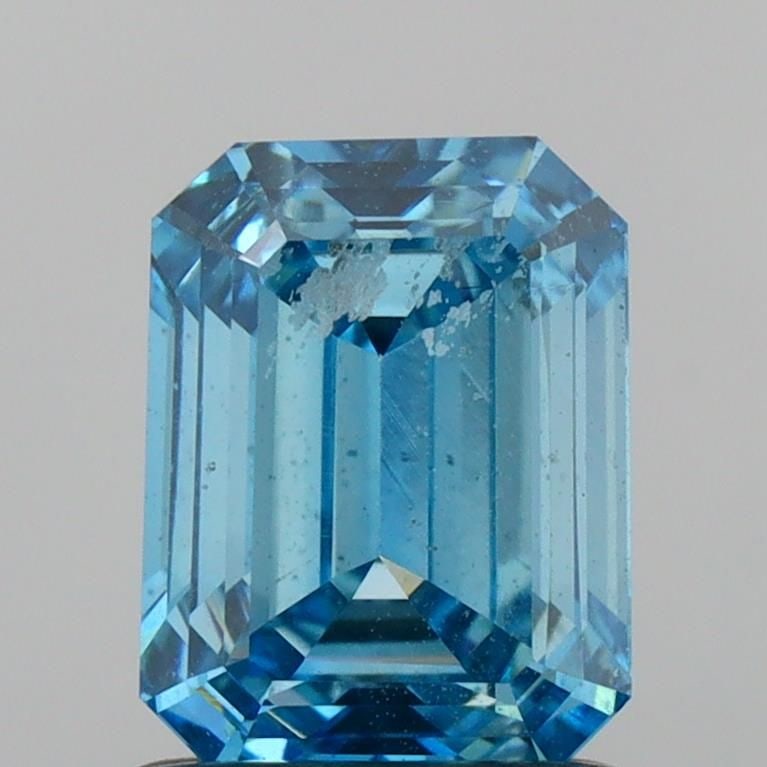 Loose Diamond - EMERALD 1.36ct Fancy Vivid Blue VS1: Loose Diamond - EMERALD 1.36ct Fancy Vivid Blue VS1 Source: This is a real non-mined Diamond that has been grown in a lab Shape: EMERALD Carats: 1.36 Color: Fancy Vivid Blue Certification: IGI Video: