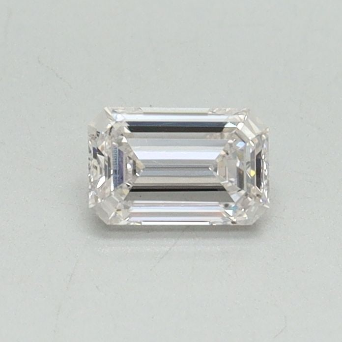 Loose Diamond - EMERALD 0.32ct G VS1: Loose Diamond - EMERALD 0.32ct G VS1 Source: This is a real non-mined Diamond that has been grown in a lab Shape: EMERALD Carats: 0.32 Color: G Clarity: VS1 Certification: IGI Video: