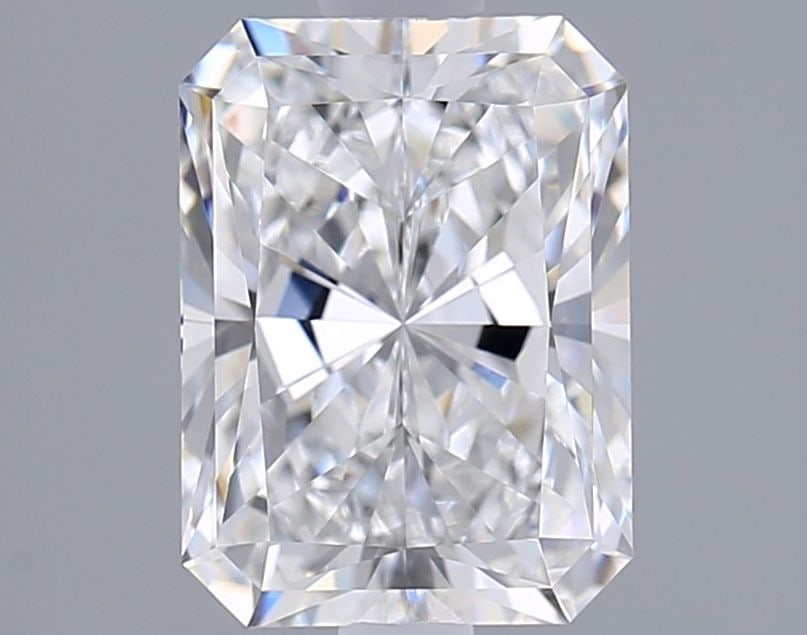 Loose Diamond - RADIANT 2.05ct E VVS1: Loose Diamond - RADIANT 2.05ct E VVS1 Source: This is a real non-mined Diamond that has been grown in a lab Shape: RADIANT Carats: 2.05 Color: E Clarity: VVS1 Certification: IGI Video: