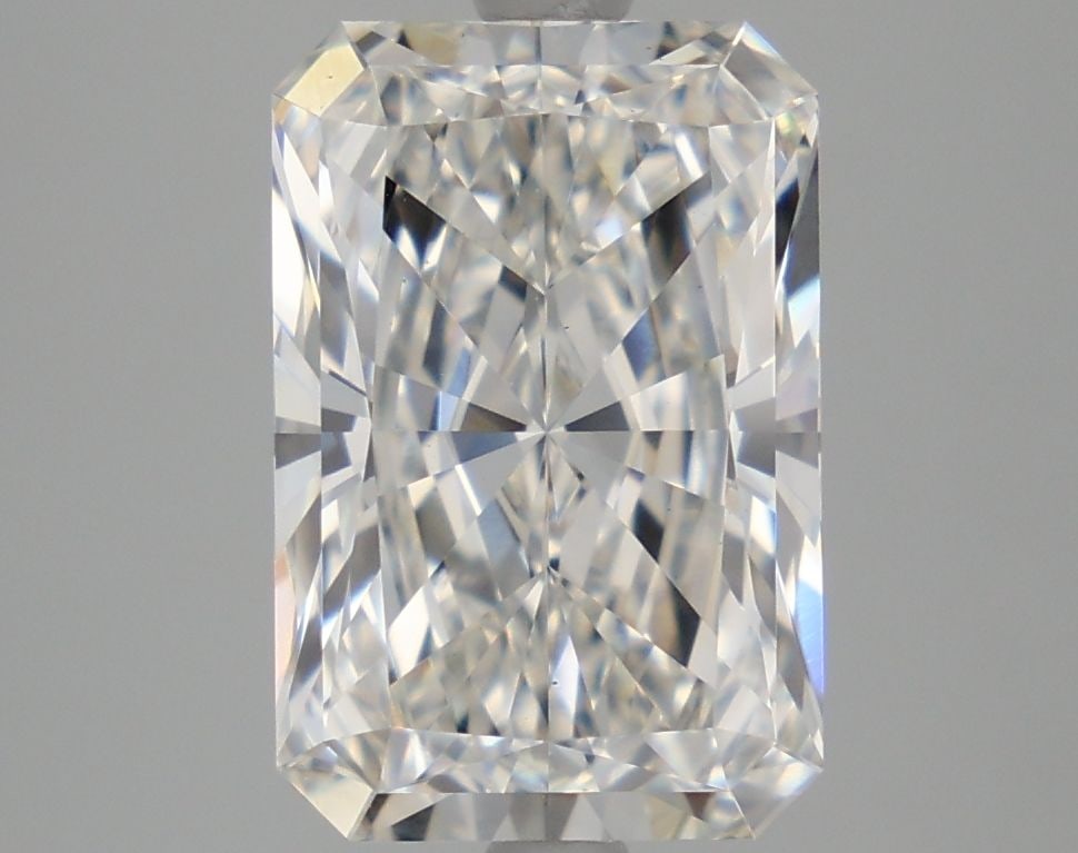 Loose Diamond - RADIANT 4.11ct G VS1: Loose Diamond - RADIANT 4.11ct G VS1 Source: This is a real non-mined Diamond that has been grown in a lab Shape: RADIANT Carats: 4.11 Color: G Clarity: VS1 Certification: IGI Video:
