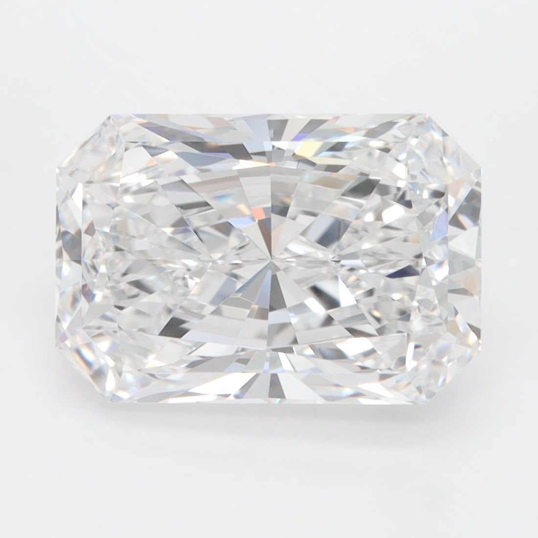 Loose Diamond - RADIANT 3.28ct D IF: Loose Diamond - RADIANT 3.28ct D IF Source: This is a real non-mined Diamond that has been grown in a lab Shape: RADIANT Carats: 3.28 Color: D Clarity: IF Certification: IGI Video: