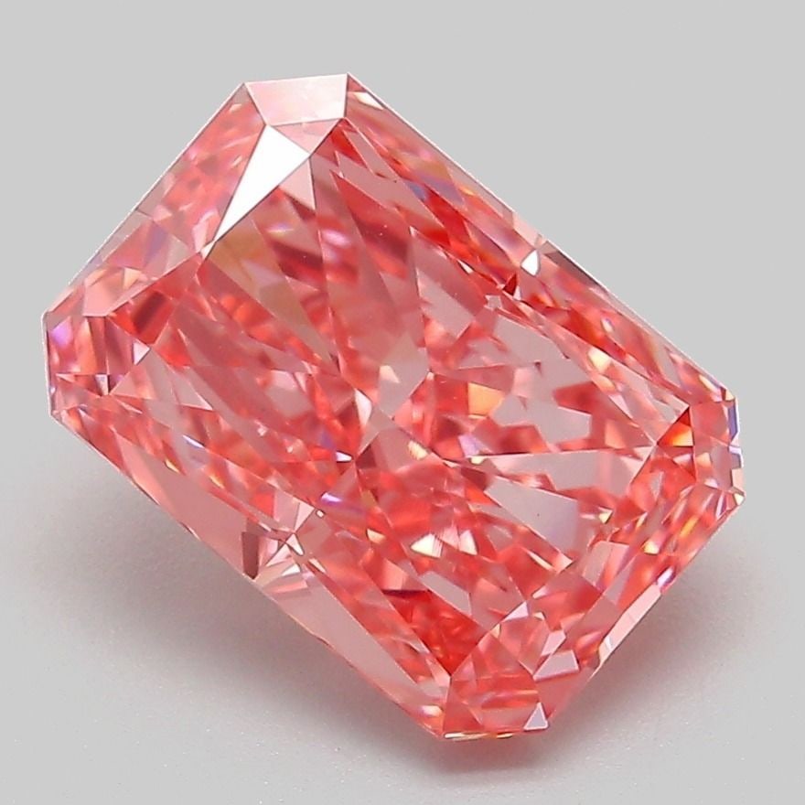 Loose Diamond - RADIANT 3.09ct Fancy Vivid Pink VVS2: Loose Diamond - RADIANT 3.09ct Fancy Vivid Pink VVS2 Source: This is a real non-mined Diamond that has been grown in a lab Shape: RADIANT Carats: 3.09 Color: Fancy Vivid Pink Certification: IGI Video: