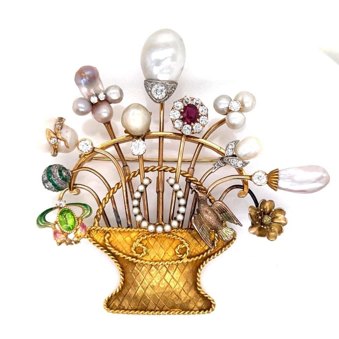 Antique 18K 14K Yellow Gold Pearl Diamond Brooch Baily Banks & Biddle: Antique 18K 14K Yellow Gold Pearl Diamond Brooch Baily Banks & Biddle This exquisite antique brooch features a stunning combination of 18K and 14K yellow gold, showcasing natural pearls and sparkling 