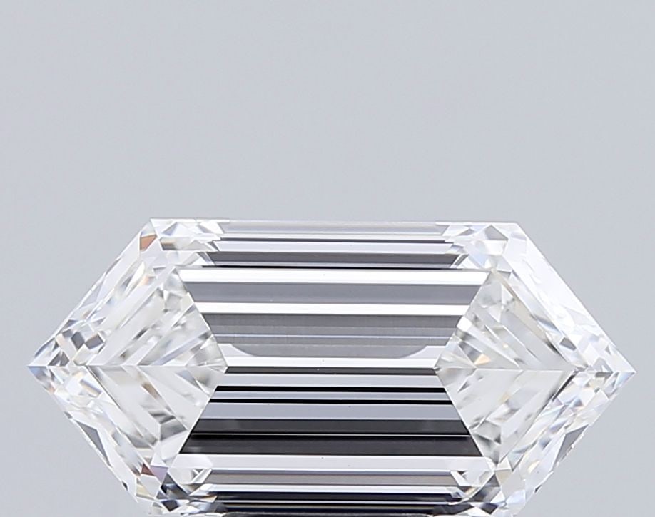Loose Diamond - HEXAGONAL 6.53ct E VVS2: Loose Diamond - HEXAGONAL 6.53ct E VVS2 Source: This is a real non-mined Diamond that has been grown in a lab Shape: HEXAGONAL Carats: 6.53 Color: E Clarity: VVS2 Certification: IGI PLEASE NOTE: Frame