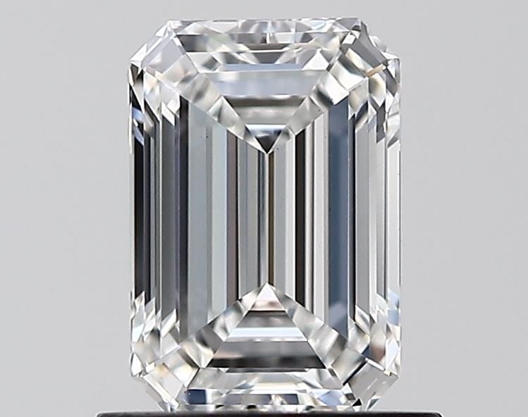 Loose Diamond - EMERALD 0.93ct E VS1: Loose Diamond - EMERALD 0.93ct E VS1 Source: This is a real non-mined Diamond that has been grown in a lab Shape: EMERALD Carats: 0.93 Color: E Clarity: VS1 Certification: IGI Video: