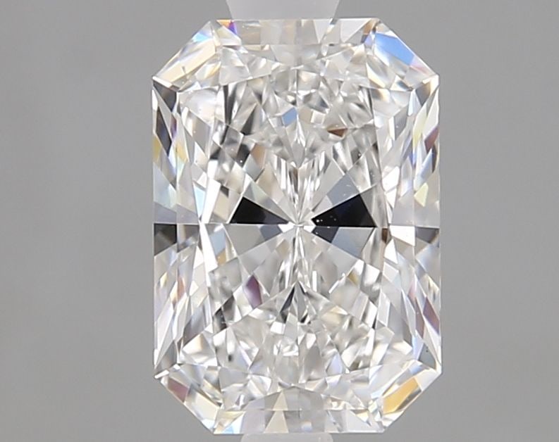 Loose Diamond - RADIANT 1.3ct D VVS2: Loose Diamond - RADIANT 1.3ct D VVS2 Source: This is a real non-mined Diamond that has been grown in a lab Shape: RADIANT Carats: 1.3 Color: D Clarity: VVS2 Certification: IGI Video: