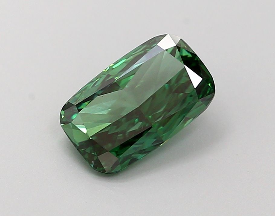 Loose Diamond - CUSHION BRILLIANT 1.03ct Fancy Vivid Green VS1: Loose Diamond - CUSHION BRILLIANT 1.03ct Fancy Vivid Green VS1 Source: This is a real non-mined Diamond that has been grown in a lab Shape: CUSHION BRILLIANT Carats: 1.03 Color: Fancy Vivid Green Cert