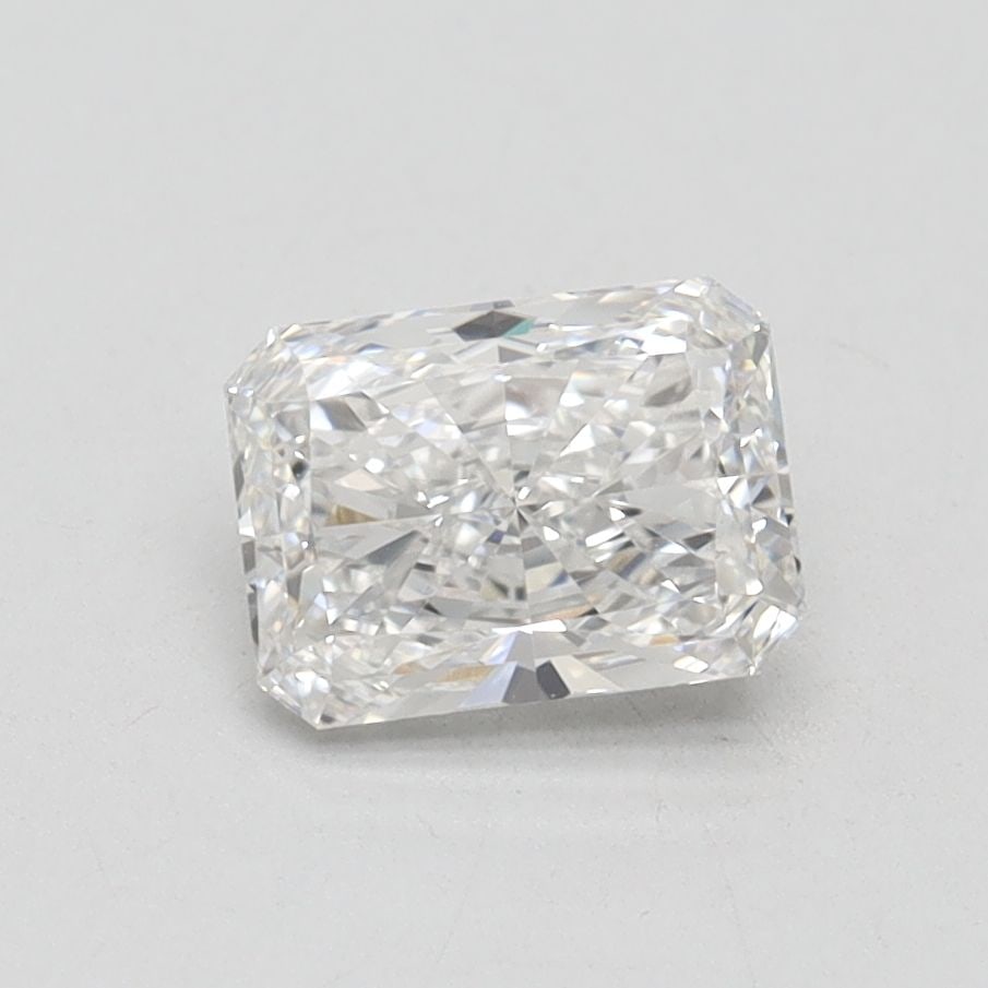 Loose Diamond - RADIANT 1.01ct F VS1: Loose Diamond - RADIANT 1.01ct F VS1 Source: This is a real non-mined Diamond that has been grown in a lab Shape: RADIANT Carats: 1.01 Color: F Clarity: VS1 Certification: IGI Video: