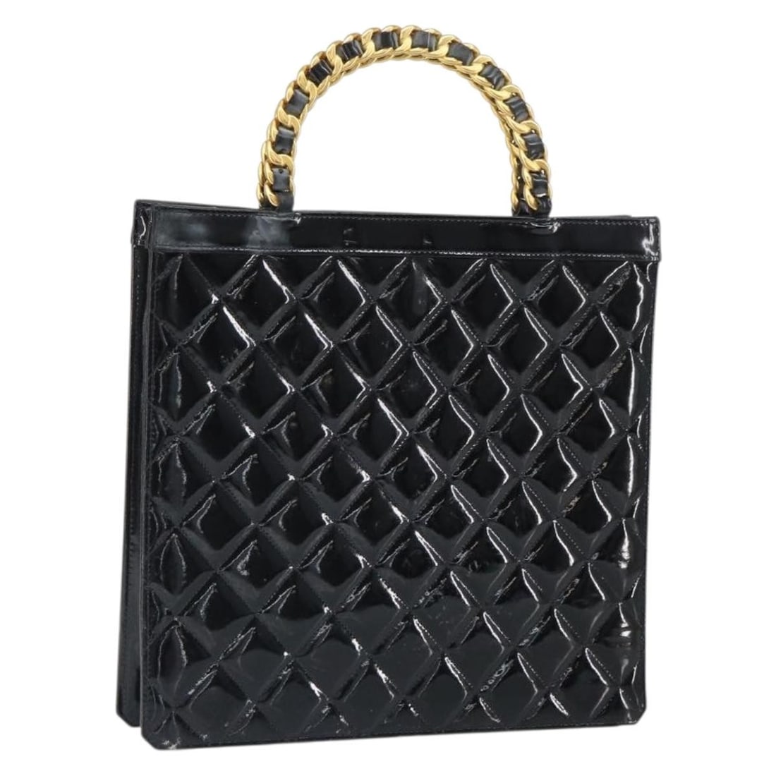 Chanel Black Patent Leather Matelasse CC Handbag Gold Accents: Chanel Black Patent Leather Matelasse CC Handbag Gold Accents This CHANEL Matelasse handbag is crafted from black patent leather and features gold-tone CC accents. Made in France, it has a structured 