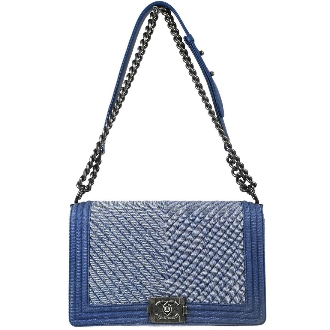 CHANEL Boy Blue Denim Chevron Medium Shoulder Bag: CHANEL Boy Blue Denim Chevron Medium Shoulder Bag This Chanel Boy Medium Shoulder Bag features a blue denim exterior with a chevron quilted pattern and a square shape. It is designed with a push lock 