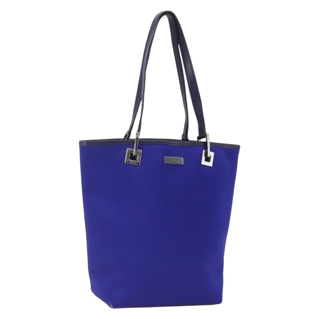 GUCCI Blue Silver Nylon Tote Bag 002 1099 Authentic Italy: GUCCI Blue Silver Nylon Tote Bag 002 1099 Authentic Italy This authentic GUCCI tote bag showcases a stylish blend of blue nylon and silver accents, perfect for everyday use or as a chic accessory. Cra
