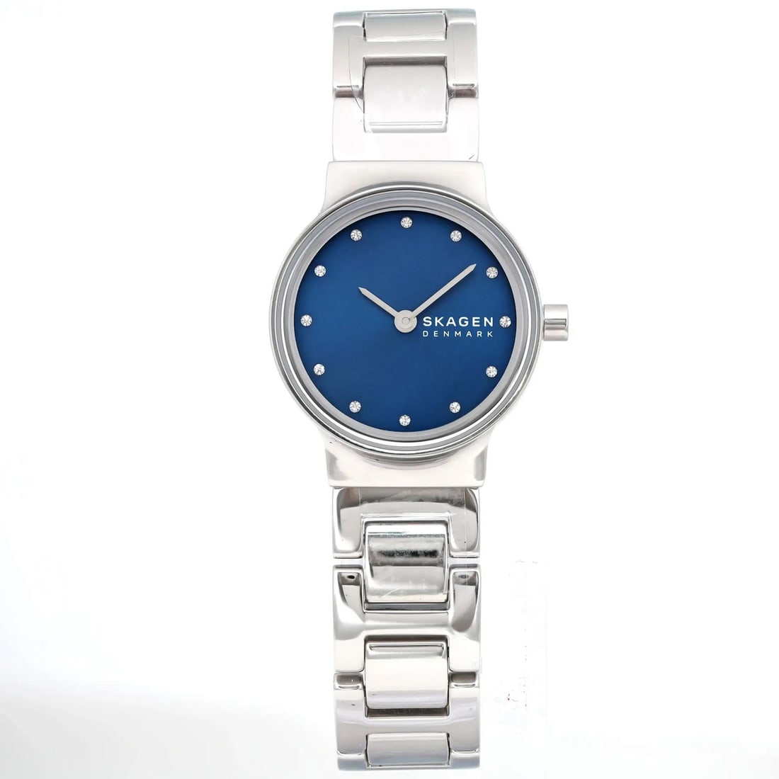 Skagen Freja Quartz Blue Dial Dress Watch SKW2789 with Diamond Markers: Skagen Freja Quartz Blue Dial Dress Watch SKW2789 with Diamond Markers Introducing the Skagen Freja Quartz Movement Ladies Watch (Model SKW2789), a perfect blend of elegance and functionality. This dr