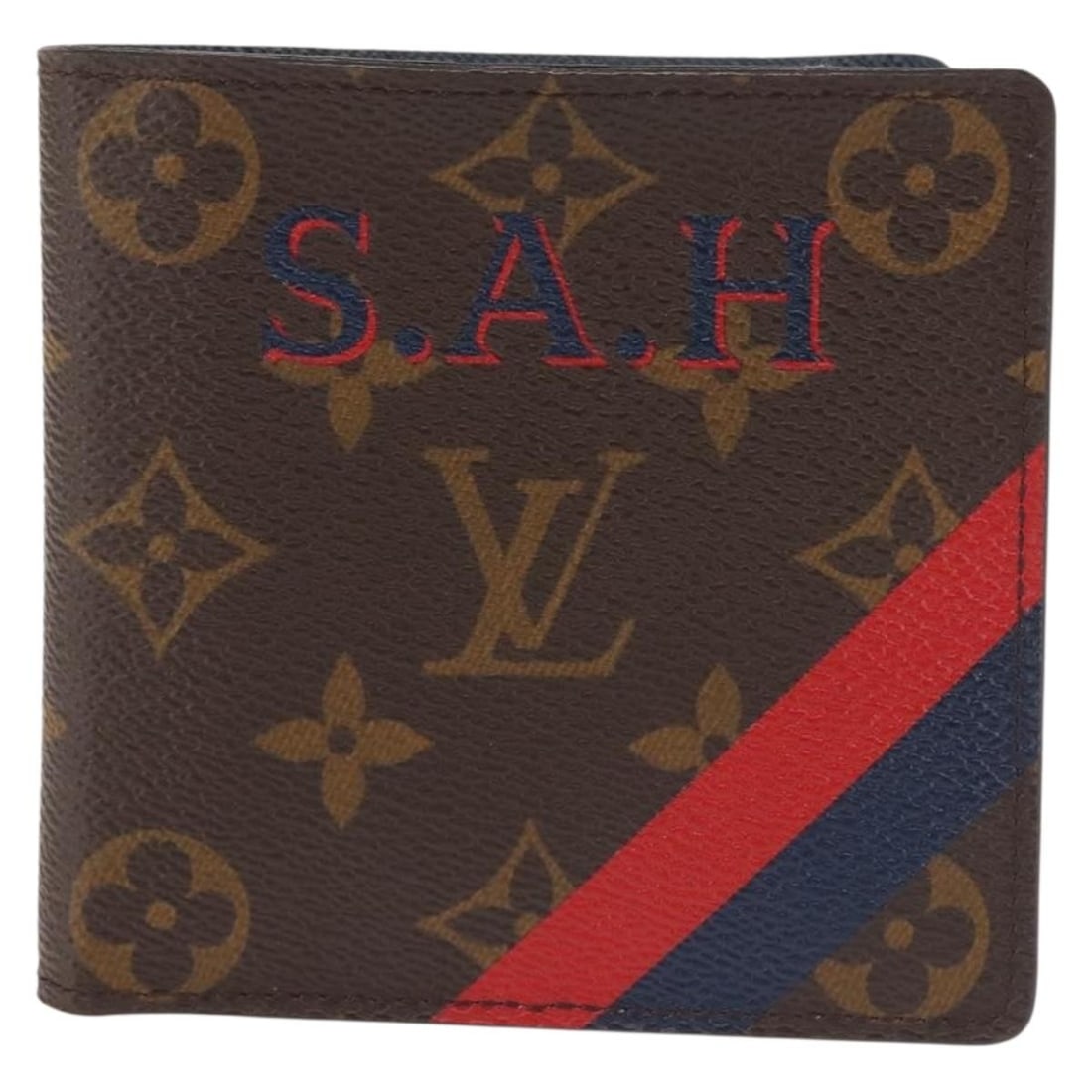 Louis Vuitton NM Marco Canvas Wallet Brown Unisex: Louis Vuitton NM Marco Canvas Wallet Brown Unisex This Louis Vuitton Marco Wallet NM is crafted from brown monogram canvas with a unisex design. It is pre-owned and in excellent condition with slight 