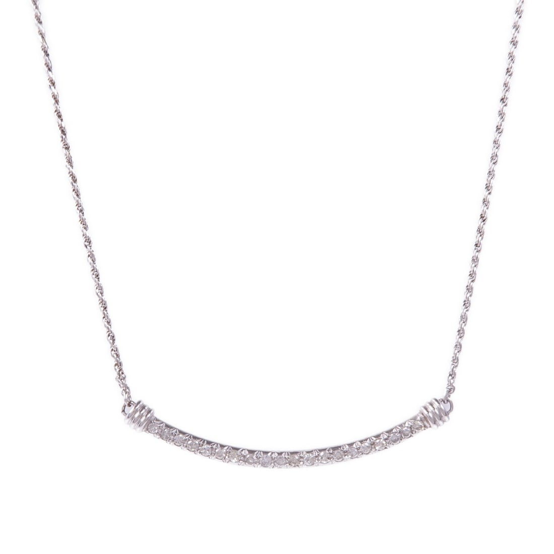 JEWELRY Diamond Necklace in 9K/18K White Gold: JEWELRY Diamond Necklace in 9K/18K White Gold This exquisite diamond necklace is crafted from K18 white gold, offering a stunning silver finish that beautifully complements the sparkle of the diamonds