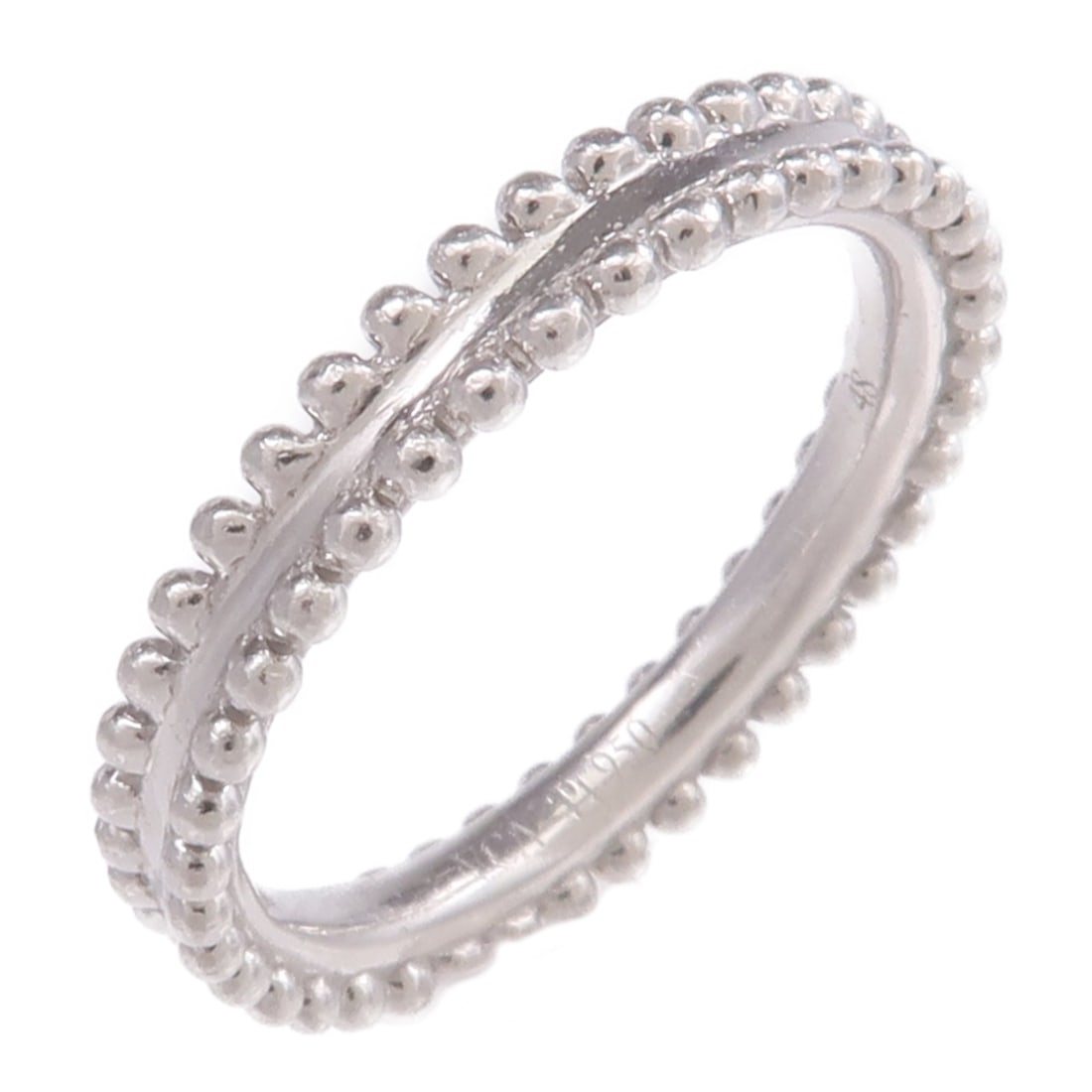 Van Cleef & Arpels Estelle Platinum Ring Size 4.5: Van Cleef & Arpels Estelle Platinum Ring Size 4.5 This Van Cleef & Arpels Estelle ring is crafted from Pt950 platinum, offering a sleek silver tone. Designed for women, the ring features a minimalist 