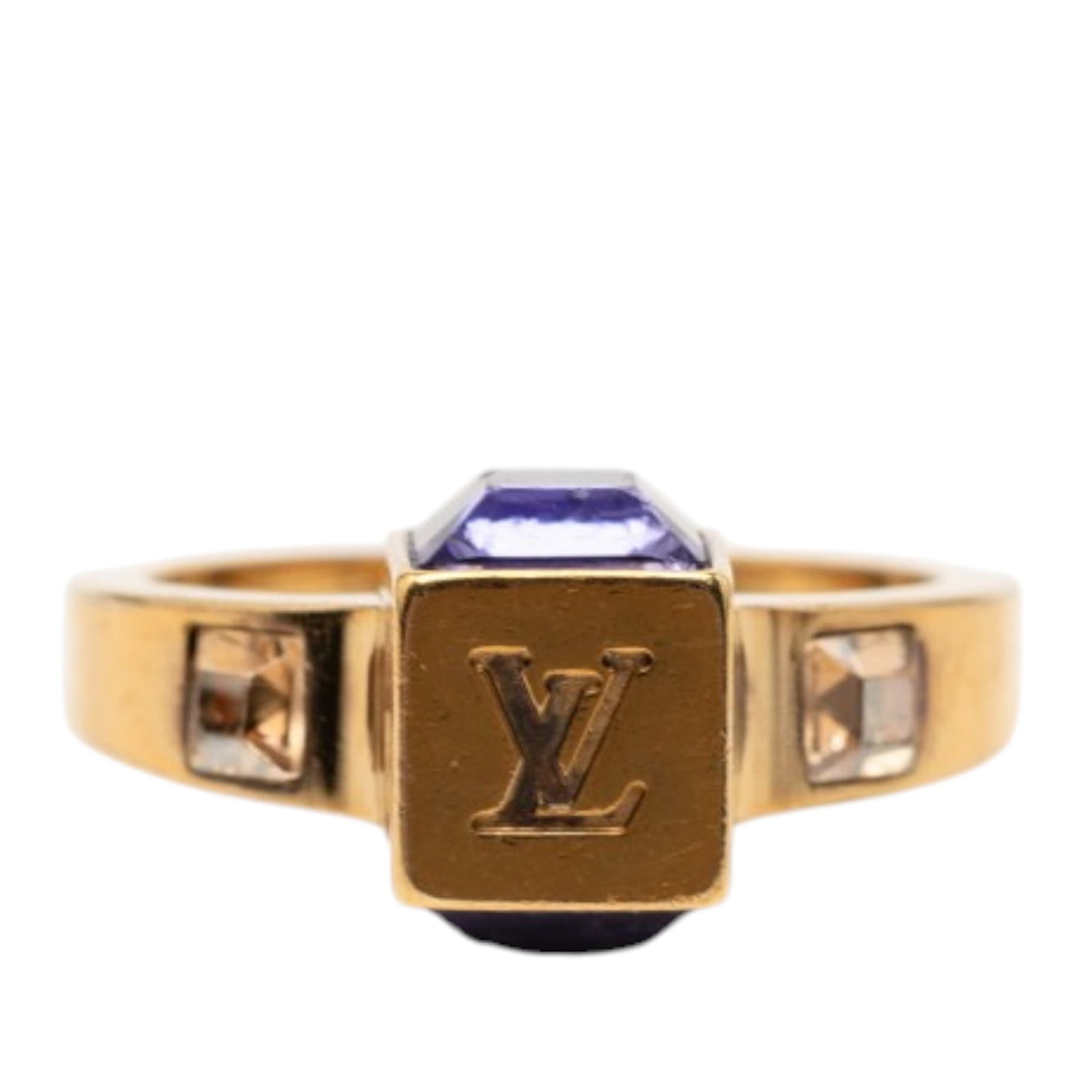 Louis Vuitton Gamble Crystal Gold Plated Cocktail Ring: Louis Vuitton Gamble Crystal Gold Plated Cocktail Ring This Louis Vuitton cocktail ring features a gold-plated metal body adorned with crystal embellishments, offering a sophisticated and eye-catching