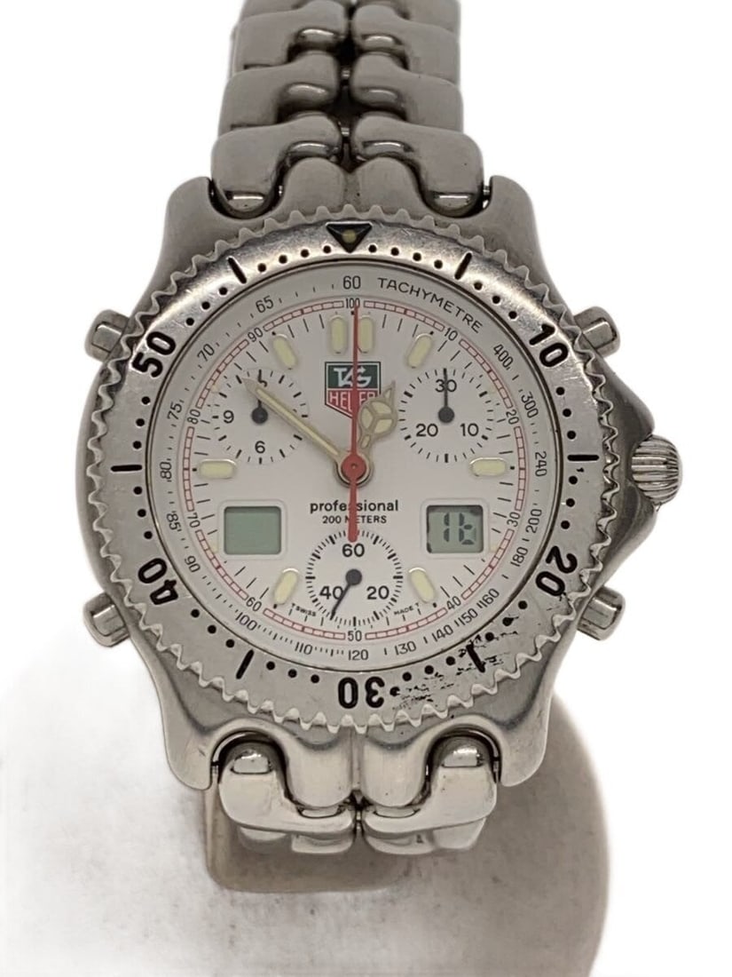 TAG Heuer Senna quartz men's wristwatch CG1111-0: TAG Heuer Senna quartz men's wristwatch CG1111-0 This TAG Heuer S/el Senna Model Quartz CG1111-0 men's wristwatch features a Swiss-made quartz movement and is designed for men. The watch has a case he