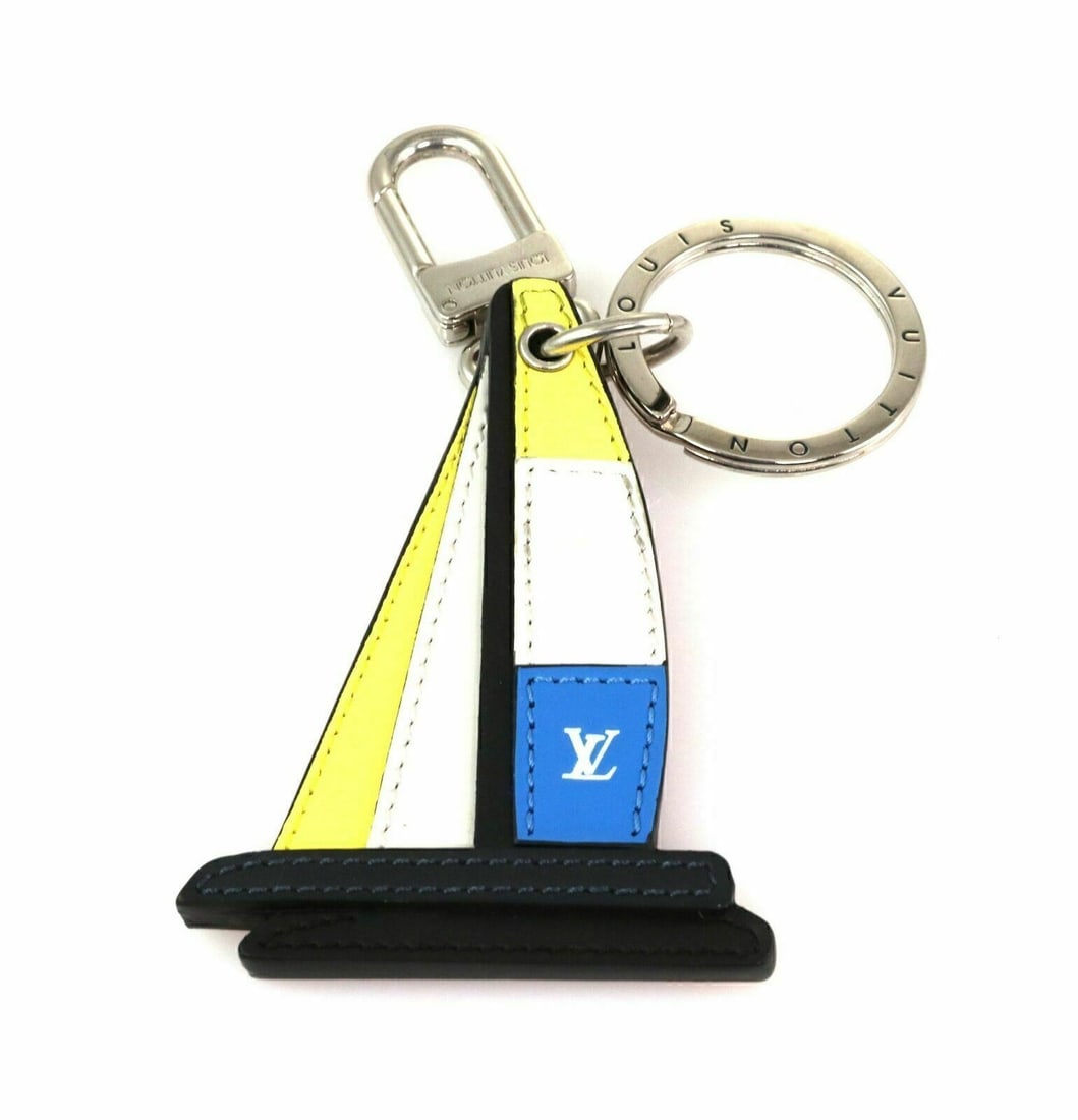 Louis Vuitton sailboat handbag charm key holder multicolor leather silver plated (1 of 4)
