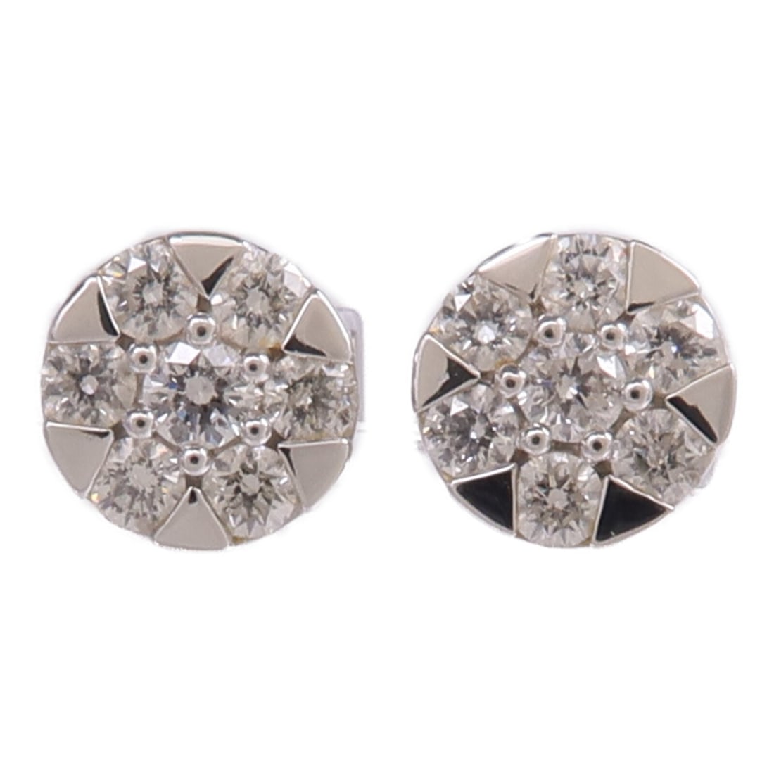 18K White Gold Pierced Earrings with Diamonds: 18K White Gold Pierced Earrings with Diamonds These pierced earrings feature diamonds set in 18K white gold, offering a classic and elegant look. The clear color of the diamonds complements the white 