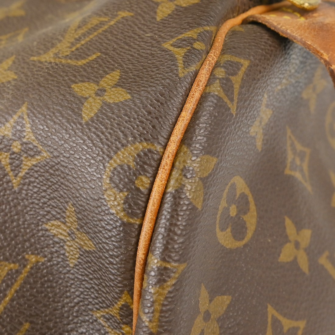 Louis Vuitton Keepall 55 Monogram Duffle Bag - 11