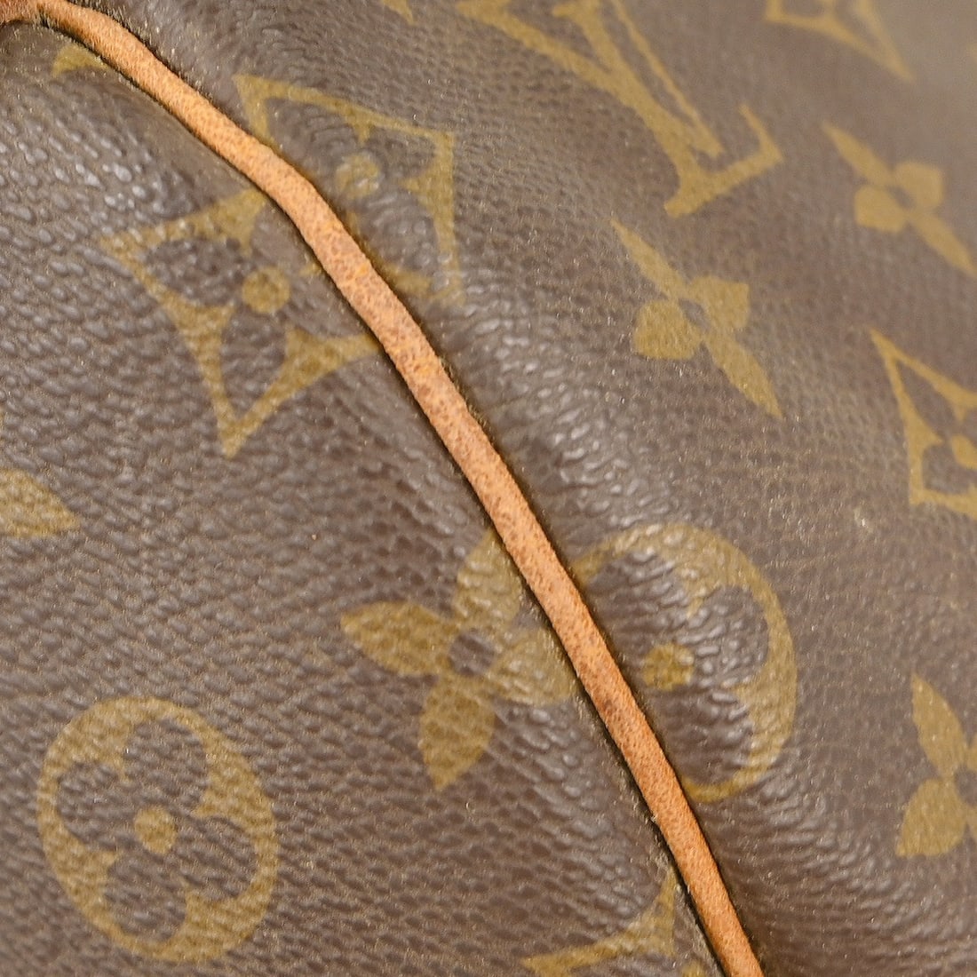 Louis Vuitton Keepall 55 Monogram Duffle Bag - 13