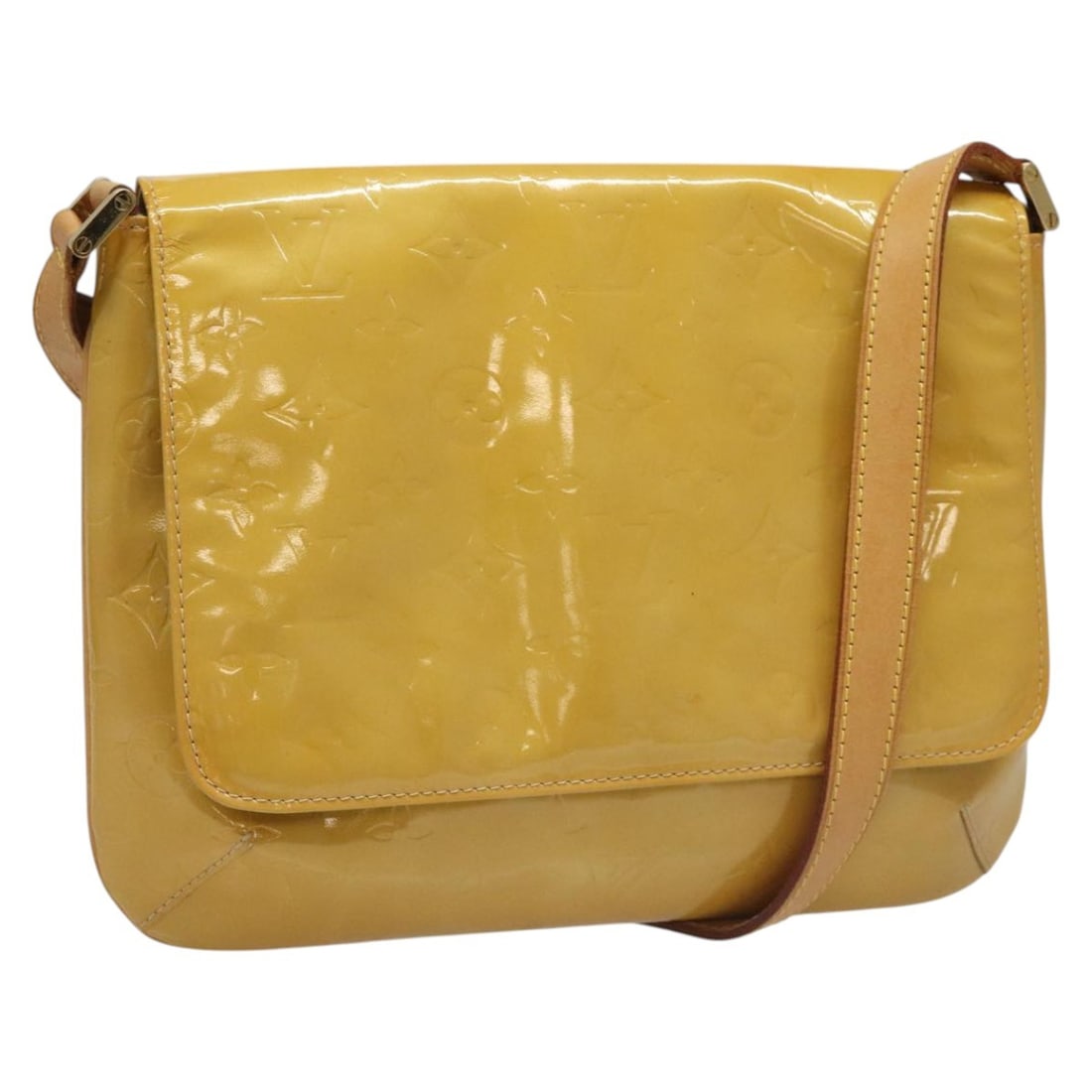 Louis Vuitton Monogram Vernis Thompson Street Beige Patent Leather Handbag: Louis Vuitton Monogram Vernis Thompson Street Beige Patent Leather Handbag This Louis Vuitton Thompson Street Handbag features the iconic Monogram Vernis in beige patent leather. Designed for women, i