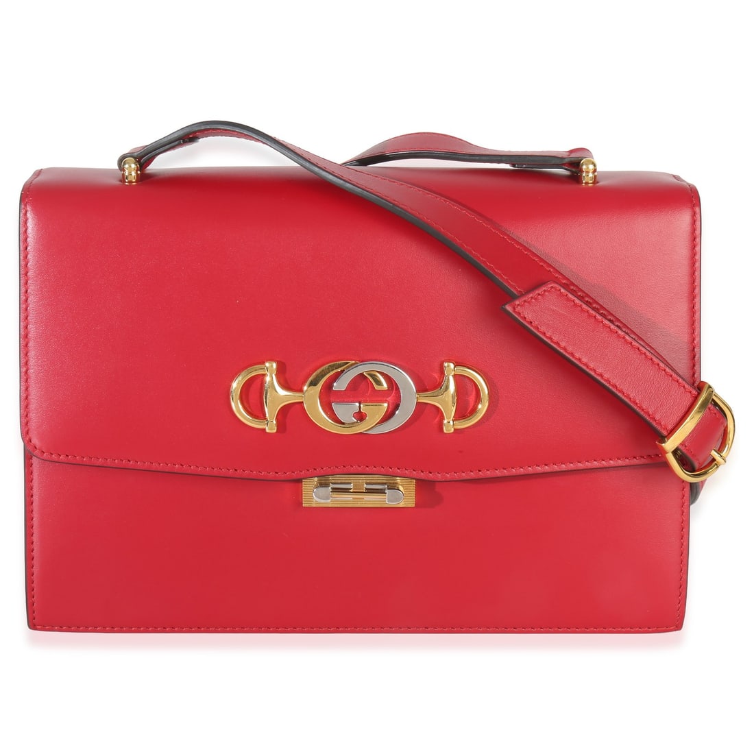 Gucci Small Zumi Red Leather Shoulder and Crossbody Bag: Gucci Small Zumi Red Leather Shoulder and Crossbody Bag This Gucci Small Zumi Shoulder Flap Bag is crafted from red smooth calfskin leather and features a push lock closure. Designed for versatility, 