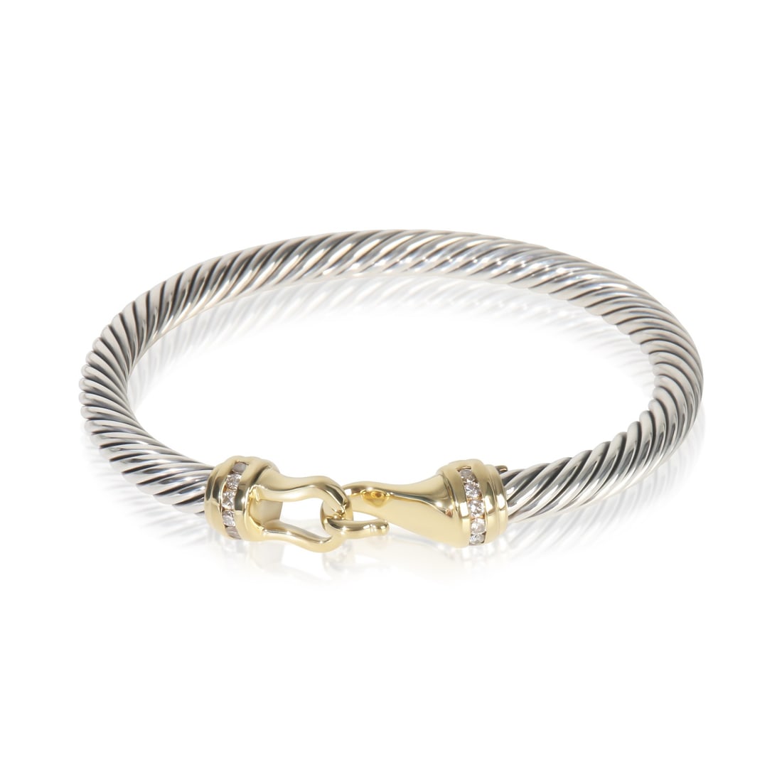 David Yurman Cable Buckle Diamond Bracelet 18k Yellow Gold Sterling Silver: David Yurman Cable Buckle Diamond Bracelet 18k Yellow Gold Sterling Silver This David Yurman Cable Buckle bracelet features a sophisticated combination of 18k yellow gold and sterling silver. The brac