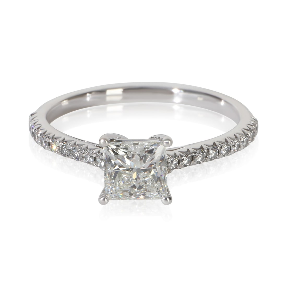 Tiffany & Co Novo Princess Diamond Platinum Ring 0.83 ct: Tiffany & Co Novo Princess Diamond Platinum Ring 0.83 ct This pre-owned Tiffany & Co. Novo engagement ring features a 0.83 carat princess-cut diamond as the center stone, complemented by side diamonds