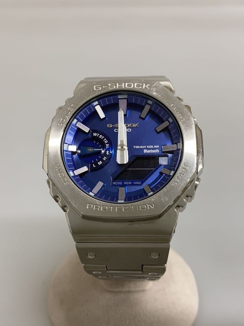Casio G Shock GM-B2100AD-2AJF Men's Wristwatch: Casio G Shock GM-B2100AD-2AJF Men's Wristwatch This CASIO G-SHOCK GM-B2100AD-2AJF men's wristwatch features a robust design and is crafted in Japan. The watch has a case height of 5 cm and a width of 