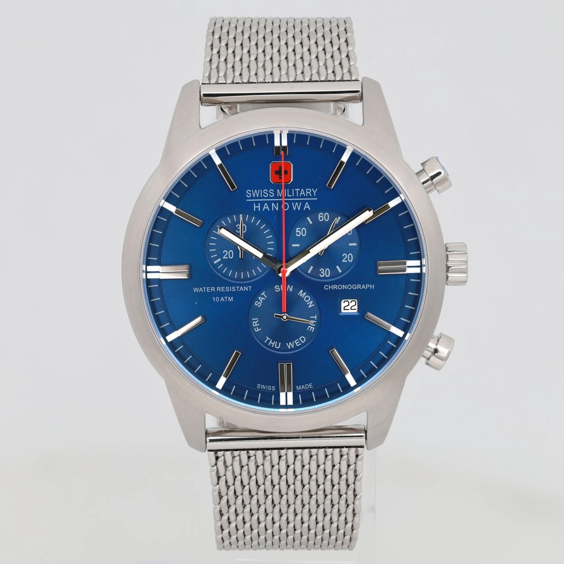 Swiss Military Hanowa Quartz Men's Watch Blue Dial Model 06-3308.04.003: Swiss Military Hanowa Quartz Men's Watch Blue Dial Model 06-3308.04.003 This Swiss Military Hanowa wristwatch combines precision and style, featuring a striking blue dial and a durable stainless-steel