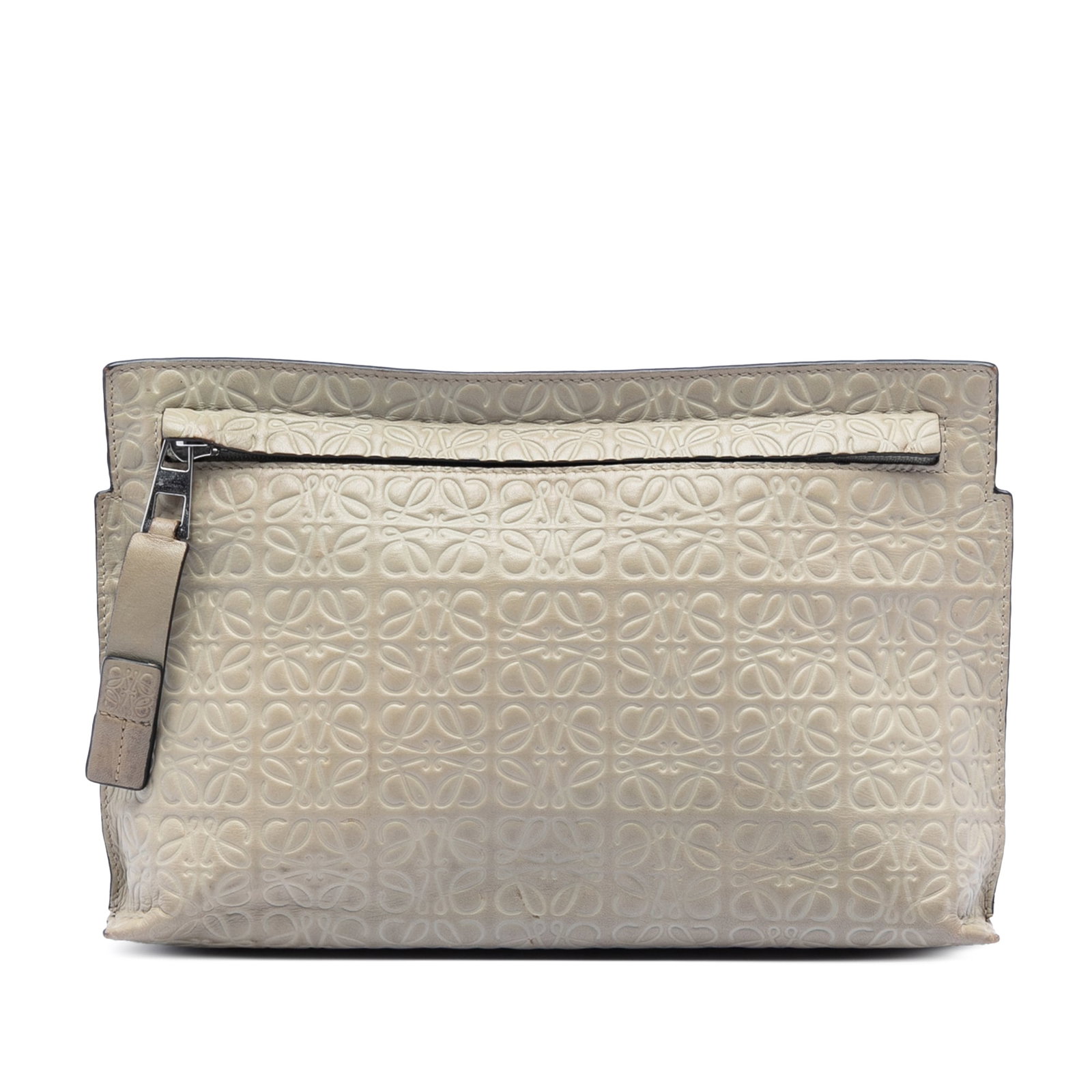 Loewe Anagram Repeat T Brown Embossed Leather Clutch Bag: Loewe Anagram Repeat T Brown Embossed Leather Clutch Bag This clutch bag features an embossed calf leather body and a front zip closure. The brown leather showcases the signature Anagram Repeat T desi
