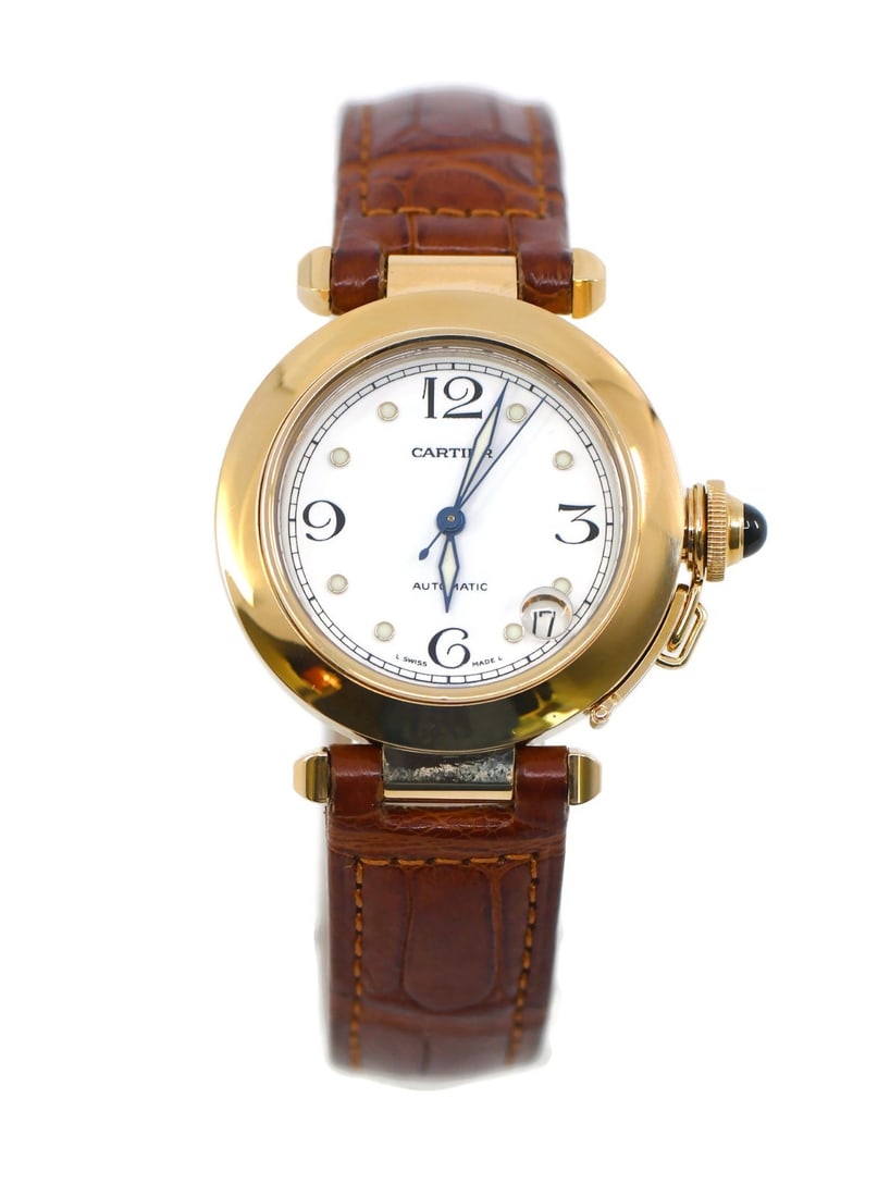 Cartier Pasha 18K Yellow Gold Automatic Watch 35mm with Box: Cartier Pasha 18K Yellow Gold Automatic Watch 35mm with Box This exquisite Cartier Pasha wristwatch is crafted from 18K yellow gold, featuring a classic 35mm case. It boasts a mechanical (automatic) m
