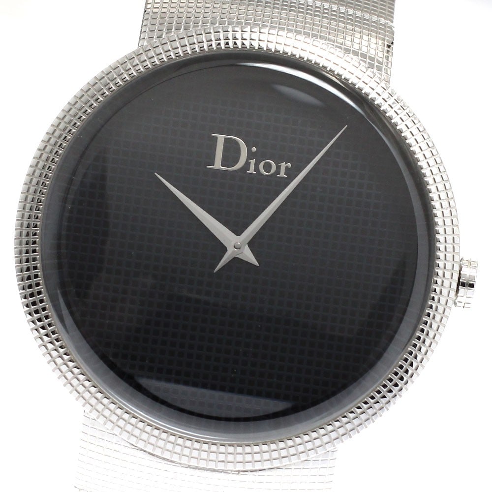 Dior La D de Dior Quartz Stainless Steel Men's Wristwatch CD043110: Dior La D de Dior Quartz Stainless Steel Men's Wristwatch CD043110 This Dior La D de Dior men's wristwatch features a stainless steel case and bracelet with a black dial. The watch is powered by a qua