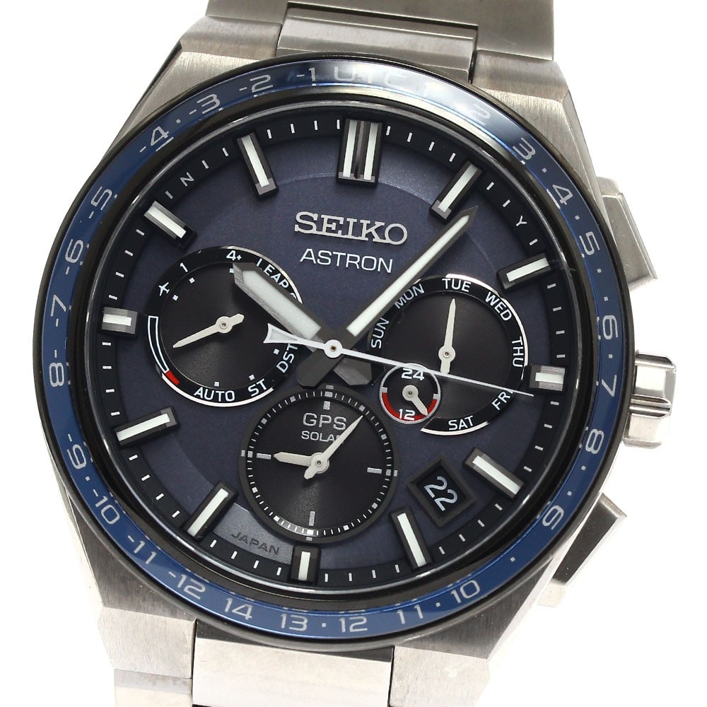 SEIKO Astron Titanium GPS Solar Day-Date Men's Watch SBXC109: SEIKO Astron Titanium GPS Solar Day-Date Men's Watch SBXC109 This Seiko Astron SBXC109/5X53-0BR0 is a men's wristwatch featuring a titanium case and band with a navy dial. The watch is powered by a so