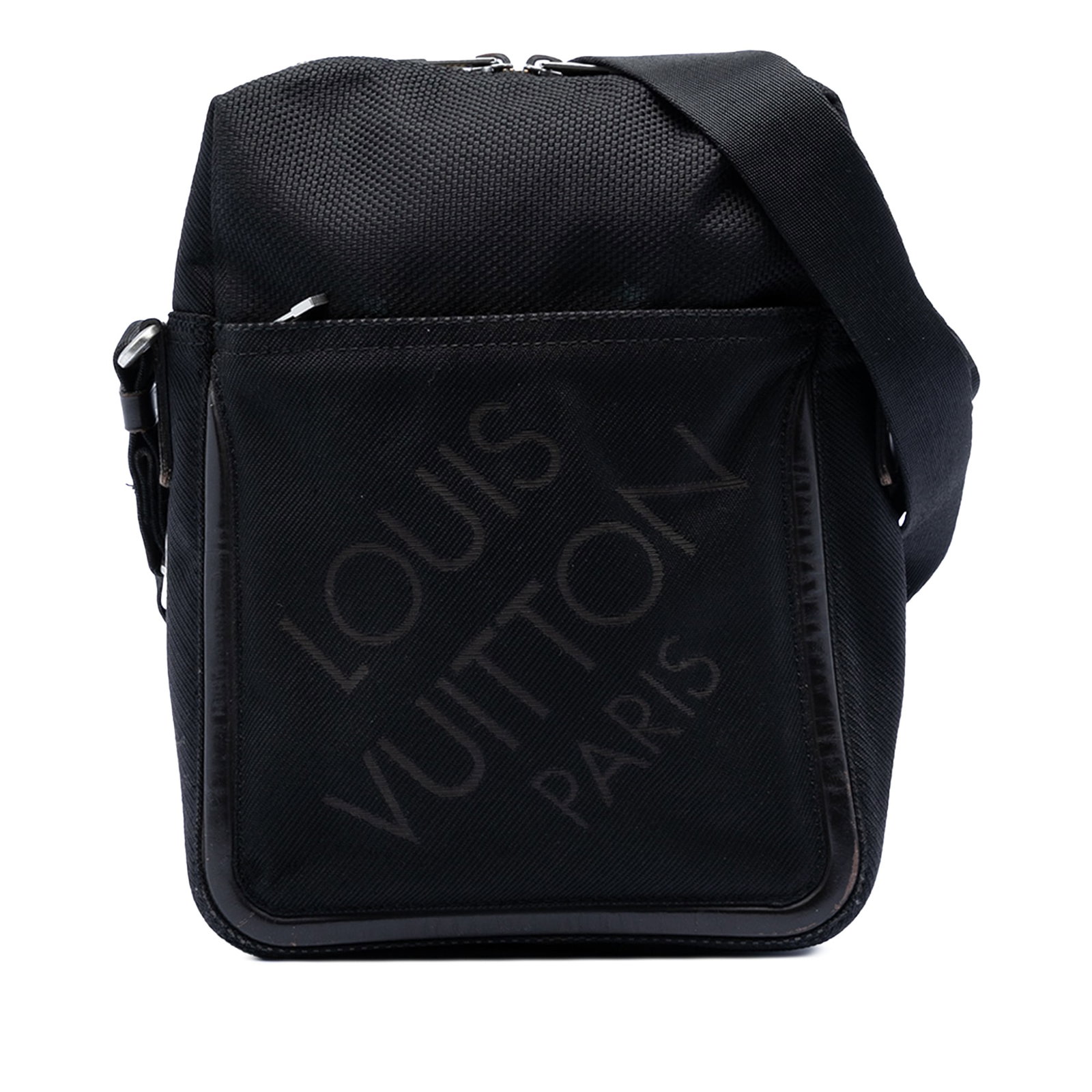 Louis Vuitton Citadin Brown Damier Geant Canvas Messenger Bag: Louis Vuitton Citadin Brown Damier Geant Canvas Messenger Bag The Louis Vuitton Damier Geant Citadin Messenger Bag features a durable Damier Geant canvas body with leather trim. It is designed with a 