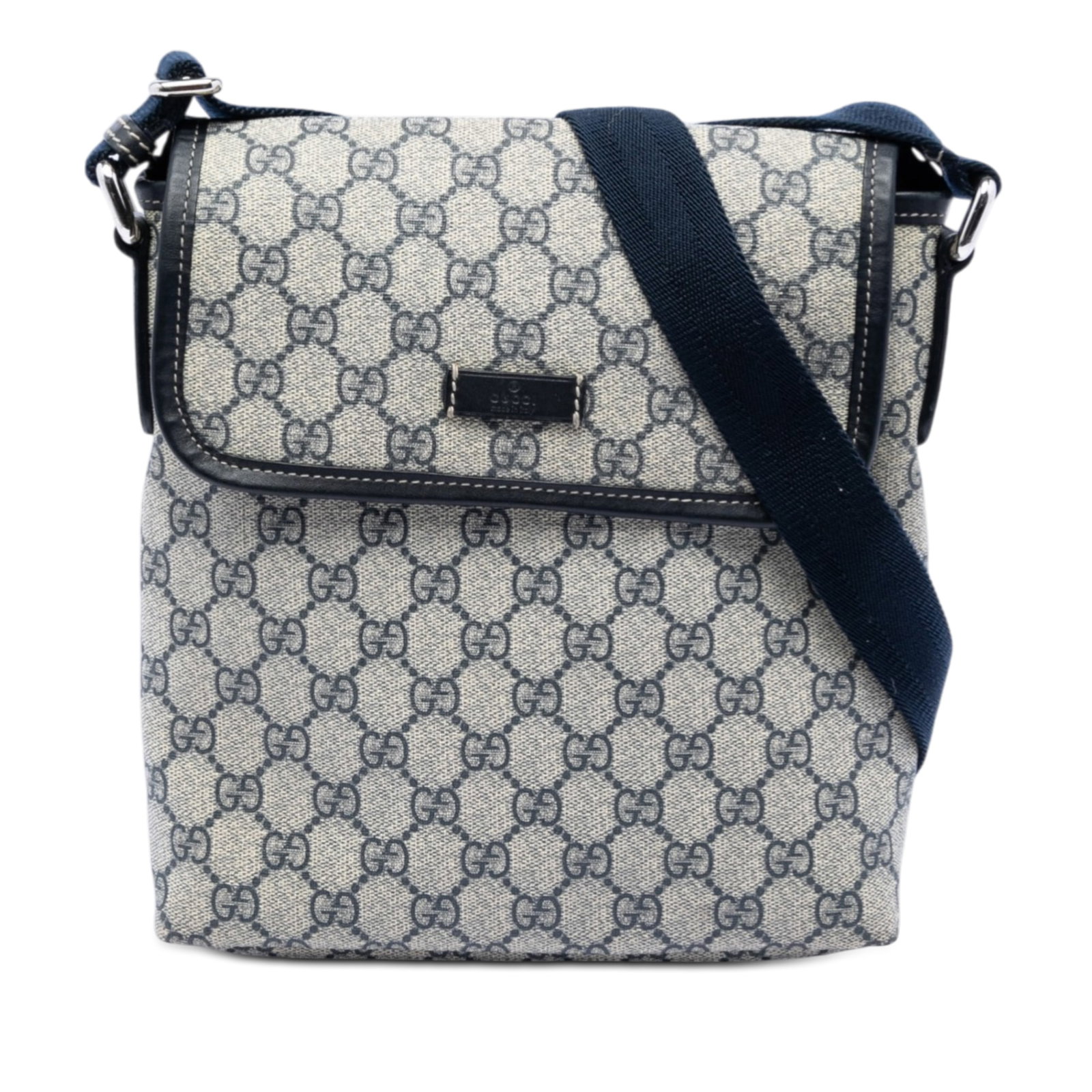 Gucci GG Supreme Beige Crossbody Bag Leather Trim: Gucci GG Supreme Beige Crossbody Bag Leather Trim This Gucci GG Supreme Crossbody bag features a coated canvas body with leather trim, an adjustable flat strap for versatile wear, a front flap with ma