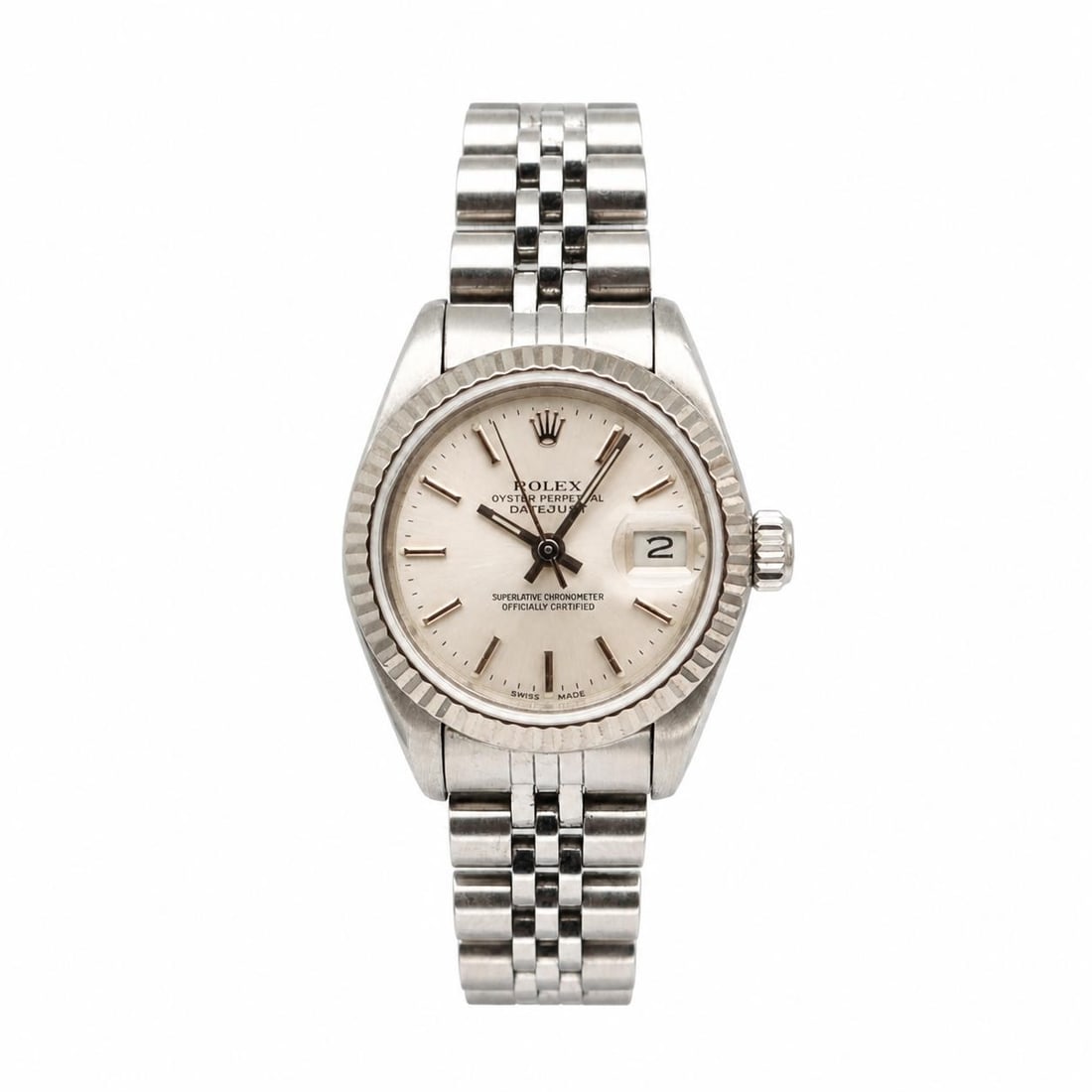 Rolex Datejust 69174 26mm Silver Dial Steel Bracelet Watch: Rolex Datejust 69174 26mm Silver Dial Steel Bracelet Watch This pre-owned Rolex Datejust 69174 wristwatch features a 26mm round stainless steel case with a polished finish and a fluted fixed bezel in 