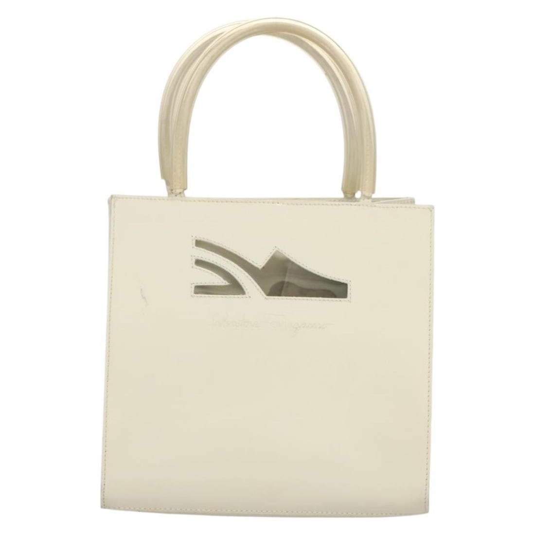 White Patent Leather Vintage Salvatore Ferragamo Handbag 21cm: White Patent Leather Vintage Salvatore Ferragamo Handbag 21cm This vintage Salvatore Ferragamo handbag for women features white patent leather construction with metal fittings. It measures 21cm by 21c