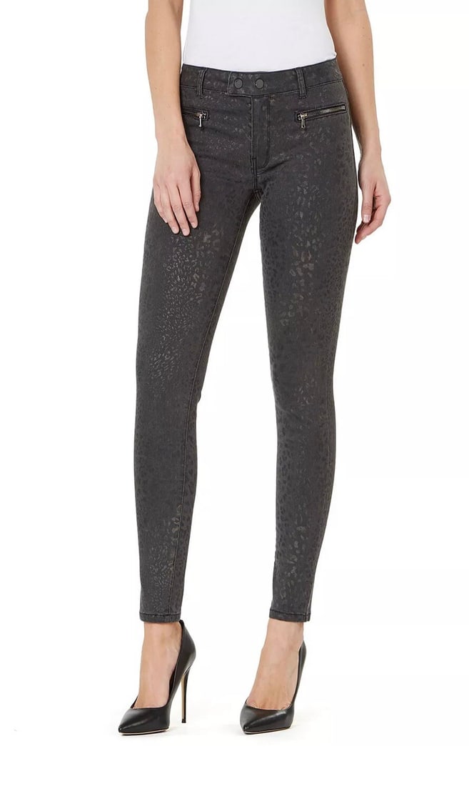 NUMERO Grey Leopard Mid-Rise Skinny Jeans by Grays Size 31: NUMERO Grey Leopard Mid-Rise Skinny Jeans by Grays Size 31 Elevate your wardrobe with these NUMERO Mid-Rise Animal-Print Skinny Ankle Jeans in a striking grey leopard pattern. Designed by Grays, these