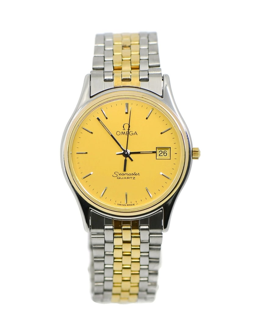 Omega Seamaster Two Tone Stainless Steel Watch 33mm Authentic with Box: Omega Seamaster Two Tone Stainless Steel Watch 33mm Authentic with Box Experience the elegance of the Omega Seamaster Two Tone Stainless Steel Watch, a timeless piece that combines functionality with 