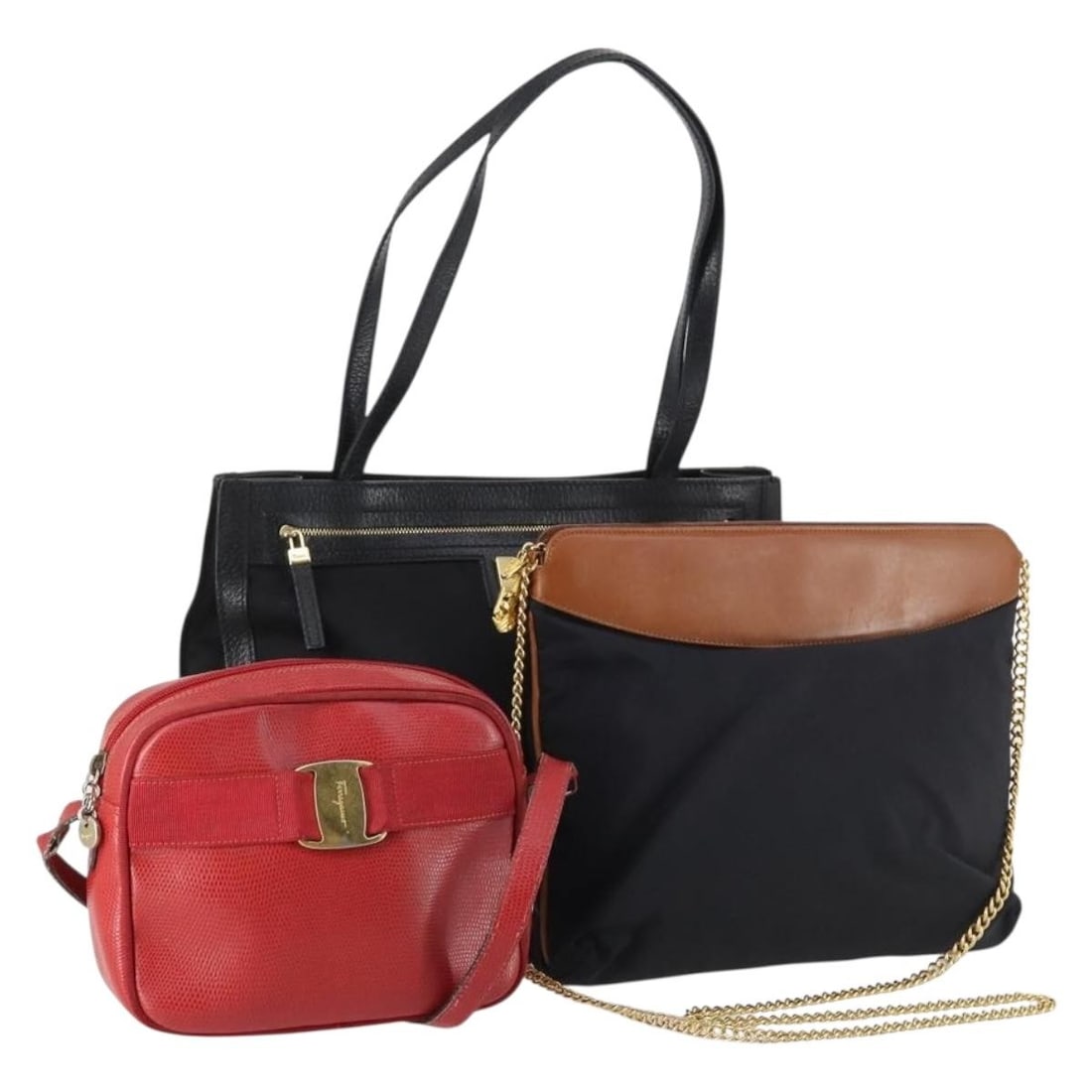Salvatore Ferragamo Red Black Shoulder Bag Set of 3 Authentic Italian Nylon: Salvatore Ferragamo Red Black Shoulder Bag Set of 3 Authentic Italian Nylon This stylish Salvatore Ferragamo shoulder bag is crafted from durable nylon, featuring a vibrant red and black color scheme.