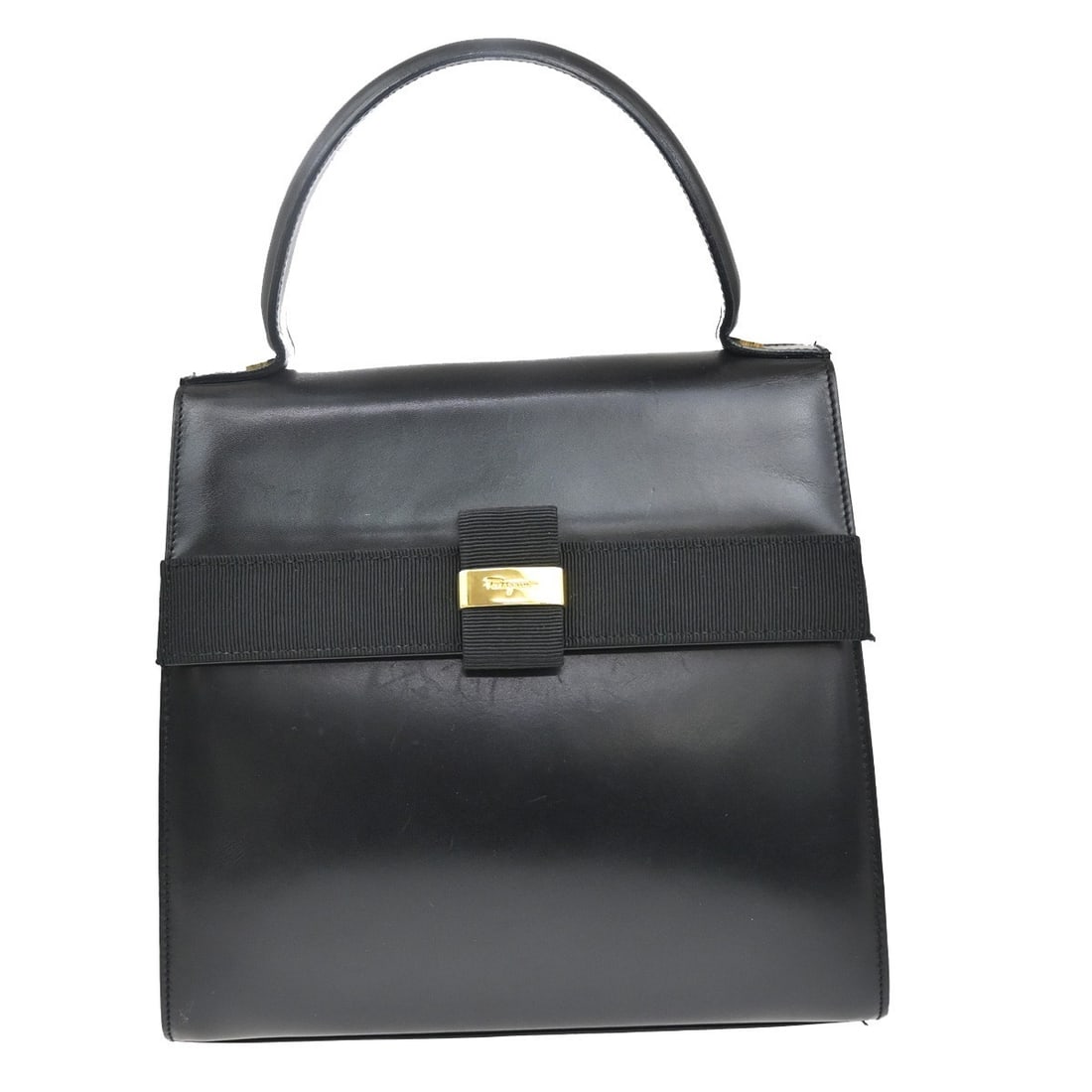 Salvatore Ferragamo Vala Leather Shoulder Bag Black: Salvatore Ferragamo Vala Leather Shoulder Bag Black This Salvatore Ferragamo Vala handbag is crafted from black leather and designed for women. It features gold-plated hardware that shows some peeling