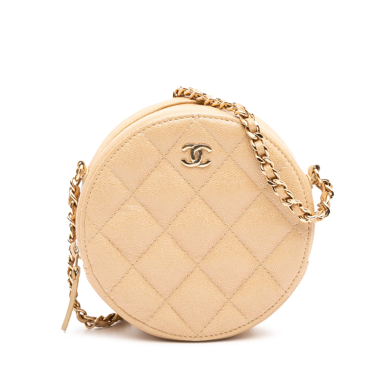 Chanel beige quilted caviar crossbody clutch with chain: Chanel beige quilted caviar crossbody clutch with chain This Chanel Quilted Caviar Round Clutch With Chain is crafted from beige quilted caviar leather and features a leather-woven chain link strap fo