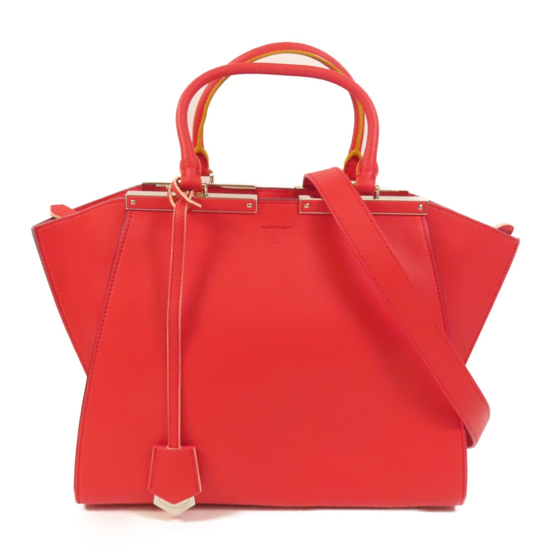 Fendi 3 Jours Red Calfskin Leather Shoulder and Handbag with SHW: Fendi 3 Jours Red Calfskin Leather Shoulder and Handbag with SHW This Fendi 3 Jours 2-way shoulder bag is crafted from red calfskin leather and features a versatile design that can be carried by hand 