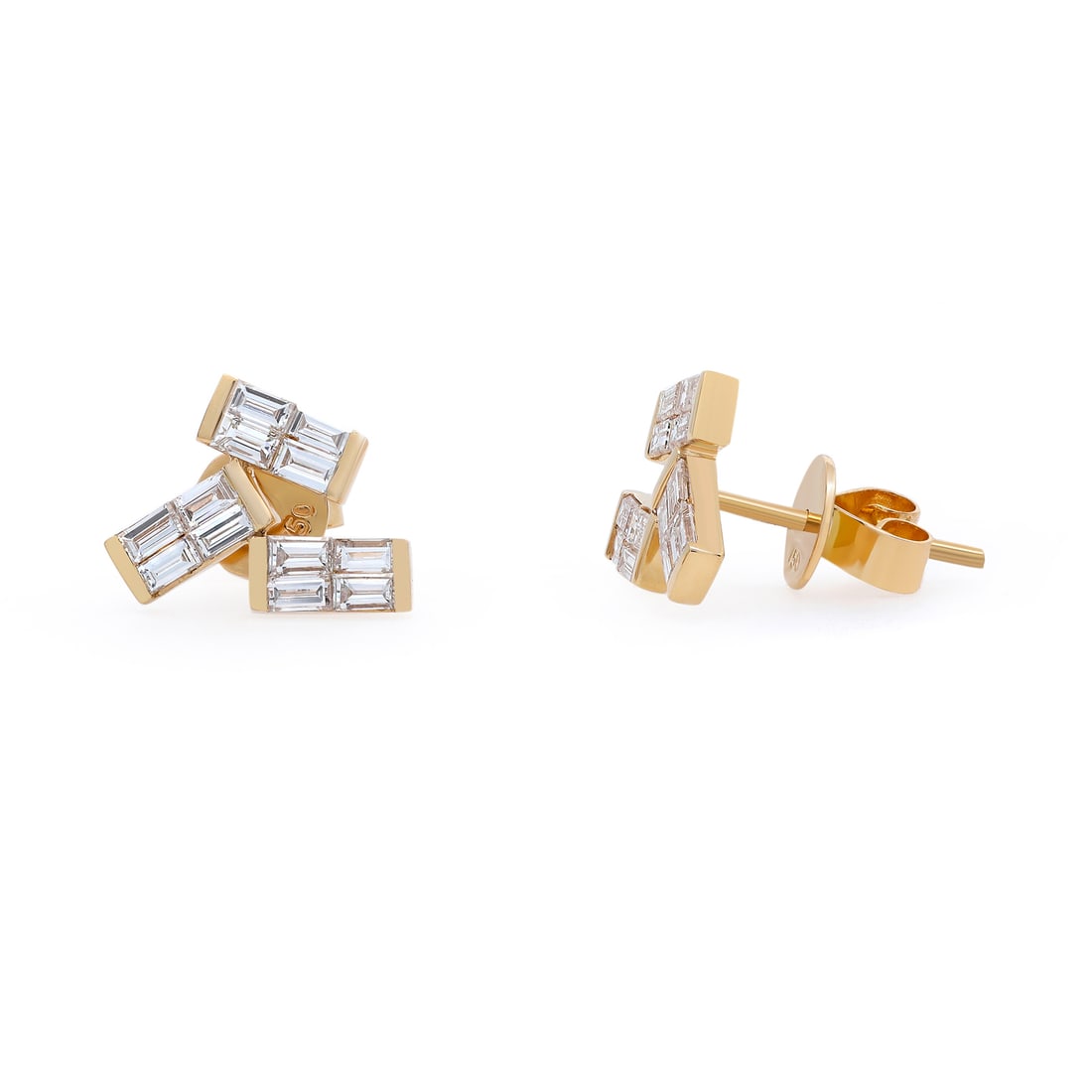 Rachel Koen 0.83Cttw Baguette Diamond Stud Earrings 18K Yellow Gold: Rachel Koen 0.83Cttw Baguette Diamond Stud Earrings 18K Yellow Gold Elevate your jewelry collection with these exquisite 0.83 Cttw Baguette Cut Diamond Stud Earrings, meticulously crafted in 18K yello