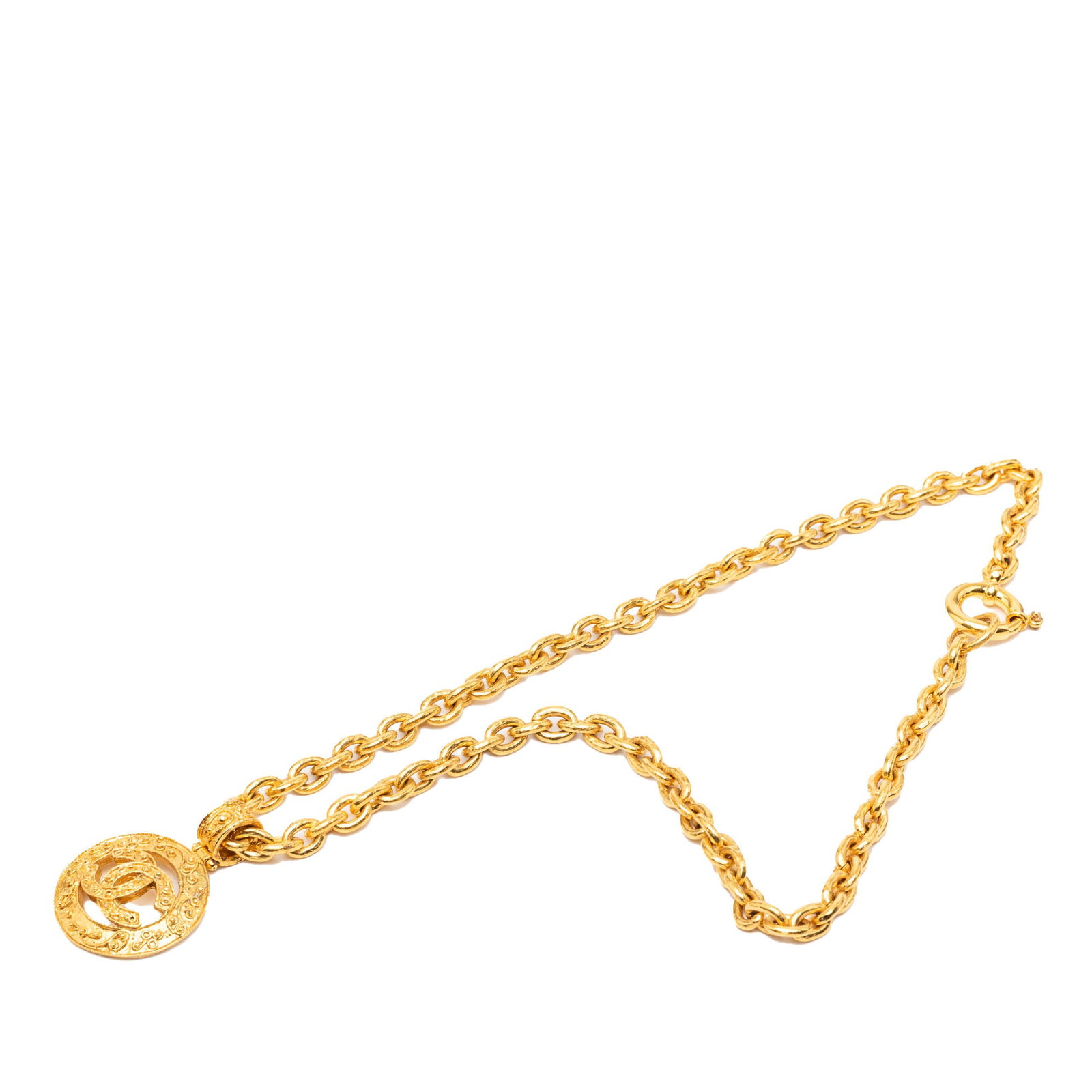 Chanel CC medallion pendant necklace gold plated metal (1 of 6)