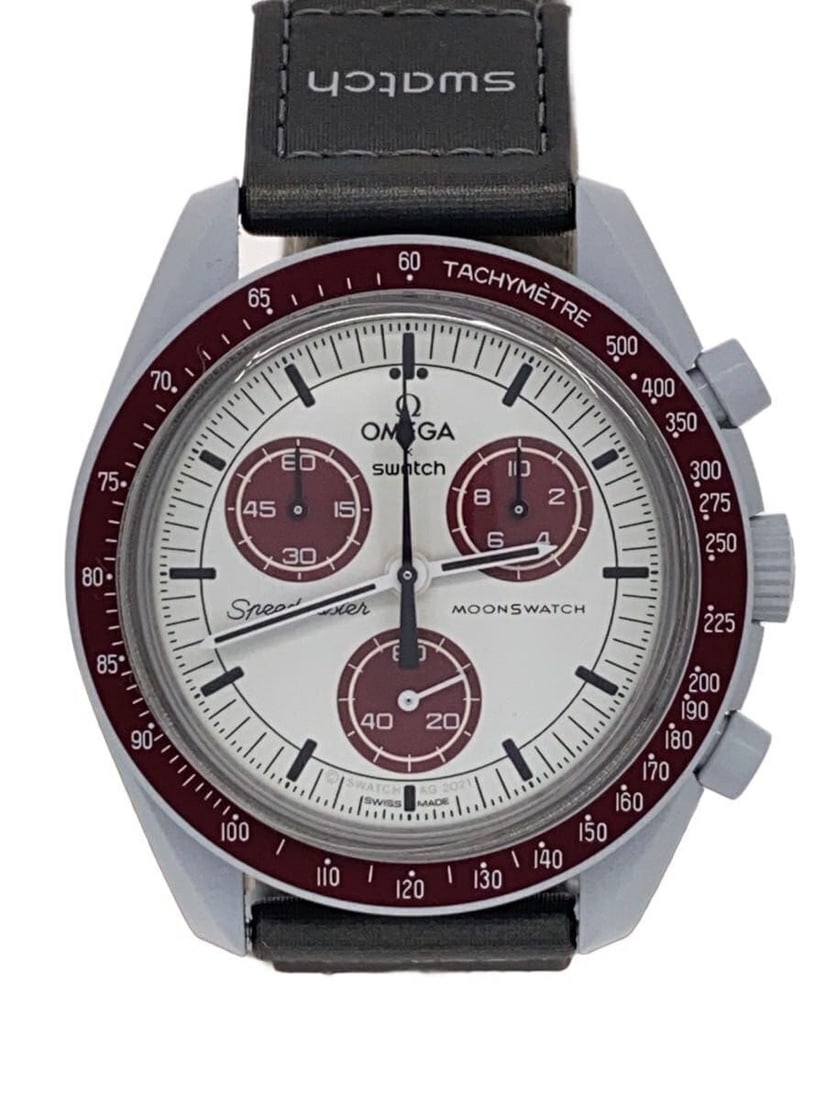 OMEGAxSWATCH Mission to Pluto Quartz Men's Wristwatch S033M101: OMEGAxSWATCH Mission to Pluto Quartz Men's Wristwatch S033M101 This OMEGAxSWATCH Mission to Pluto men's wristwatch features a Swiss quartz movement and showcases a sophisticated design. The watch is p