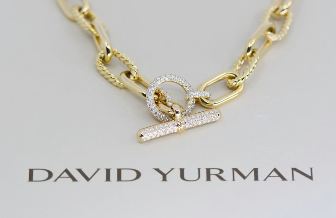 Madison 18k Yellow Gold Diamond Chain Necklace by David Yurman: Madison 18k Yellow Gold Diamond Chain Necklace by David Yurman This David Yurman Madison necklace features a chain design crafted from 18K yellow gold and is set with diamonds. It is pre-owned and com