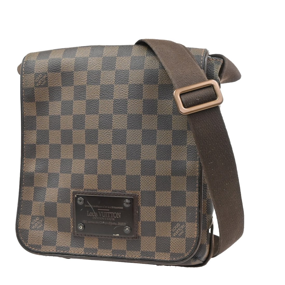 Louis Vuitton Damier Brown Canvas Brooklyn Handbag: Louis Vuitton Damier Brown Canvas Brooklyn Handbag This Louis Vuitton Brooklyn Handbag features the iconic Damier canvas in a classic brown color. Designed for unisex use, the bag is crafted in France